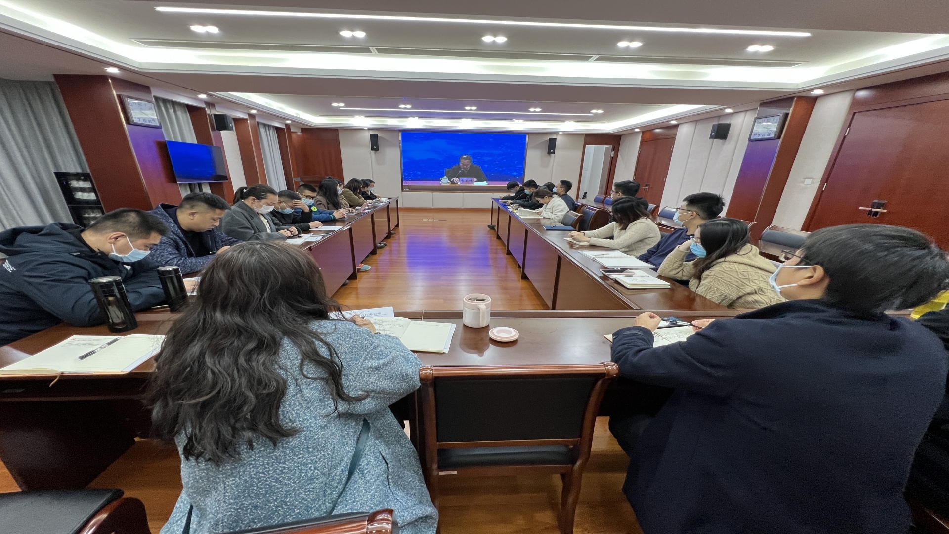 成人抖音
参加2023届全国普通高校毕业生就业创业工作网络视频会议