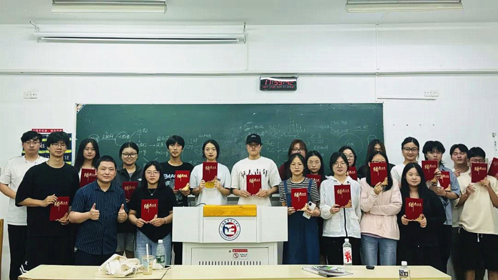 江宁区“青梧桐”大学生就创业实训课程——成人抖音-成人抖音app-成人抖音下载
专场圆满结课