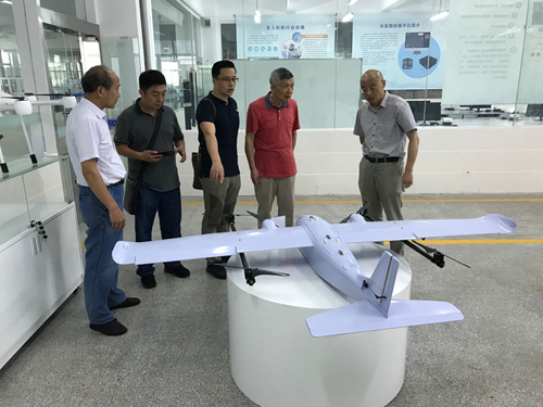 江国华书记一行调研江苏航空职业技术学院1_副本.jpg 江国华书记一行调研江苏航空职业技术学院1_副本.jpg