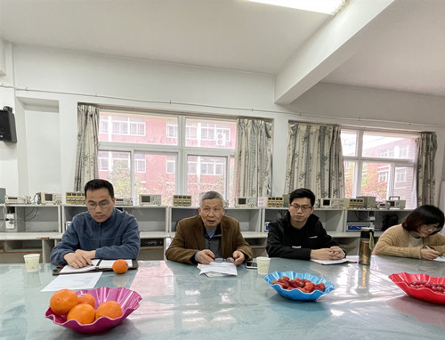 会议现场1_副本.jpg 会议现场1_副本.jpg