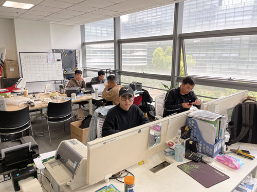 成人抖音
毕业生朱金旭_副本.jpg