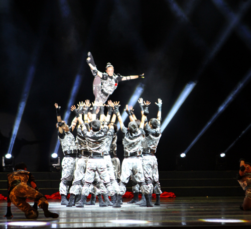 迷彩英雄剧照 (2).JPG