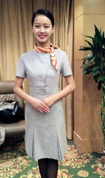 丁雪儿 面试试装(海航).jpg